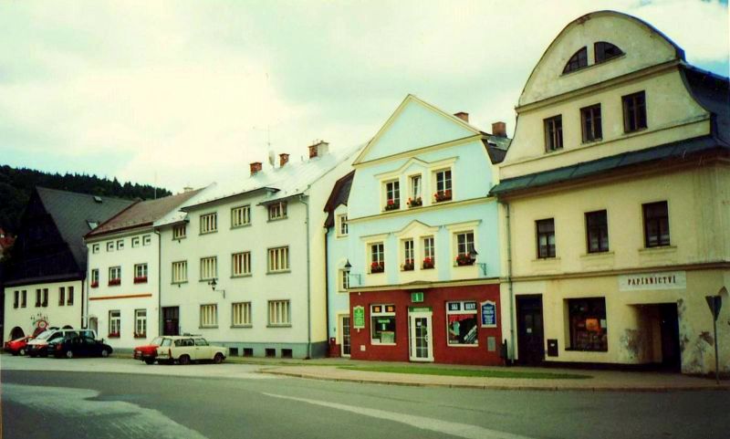 TIS-Bus.jpg