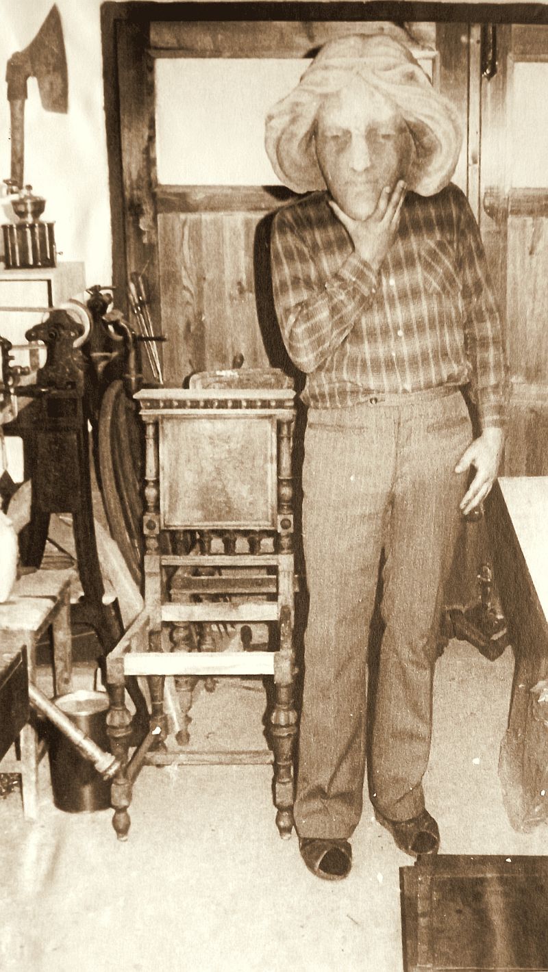 V-dilenskem-zatisi.-Portret,-ktery-se-poved.jpg
