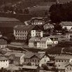 Anton Carl Pitzek Janské Lázně 1874 – fotoateliér uprostřed označen křížkem