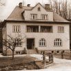 Důstojný Obecní úřad v líbivé vilce čp. 272 měli v Rudníku od roku 1933 až do přelomu tisíciletí.