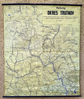 Školní nástěnná ručně kreslená mapa - autor Stanislav Krause