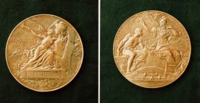 Medaile ze světové výstavy v Paříži - autor Luis Bottee