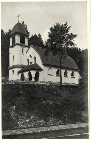 Kostel sv. Josefa v Maršově I. na dobové pohlednici
