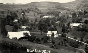 Sklenářovice celkový pohled - historická pohlednice