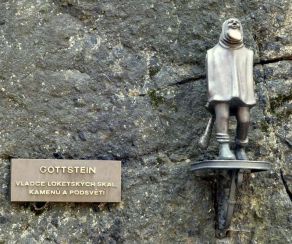 Údajný Gottstein na nádvoří hradu Loket