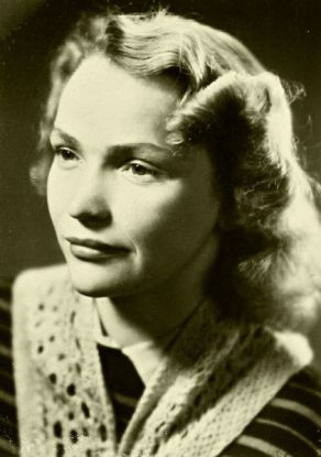 Anna Kouřilová, herečka (foto z rodinného archivu)