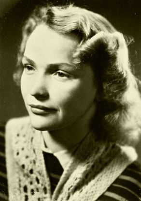 Anna Kouřilová, herečka (foto z rodinného archivu) Anna Kouřilová, herečka (foto z rodinného archivu)