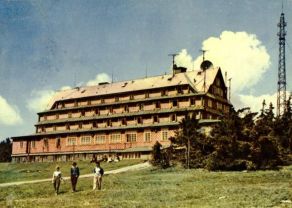 Sokolská bouda na Černé hoře - foto Zdeněk Menec začátek 60. let Sokolská bouda na Černé hoře - foto Zdeněk Menec začátek 60. let